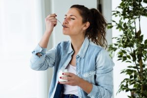 Aprenda como controlar a fome entre as principais refeições