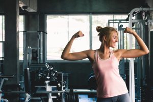 Musculação fortalece função cardíaca e auxilia no controle do colesterol